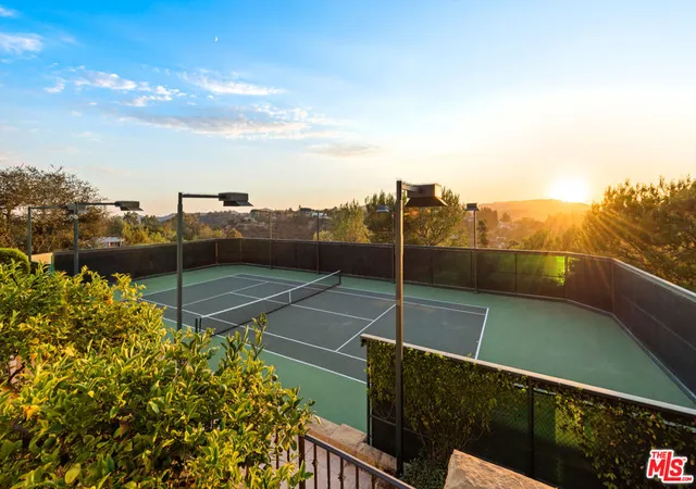 5th image of 2911 Antelo View Dr, Los Angeles, CA 90077 | MLS# 26659253