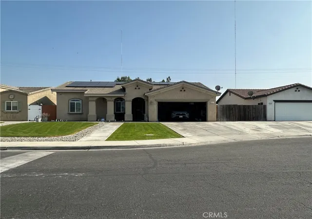 2nd image of 1611 Brea St, Bakersfield, CA 93307 | MLS# DW26052008