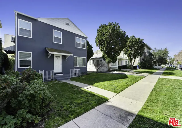 2nd image of 14526 Dickens St, Sherman Oaks, CA 91403 | MLS# 26663427