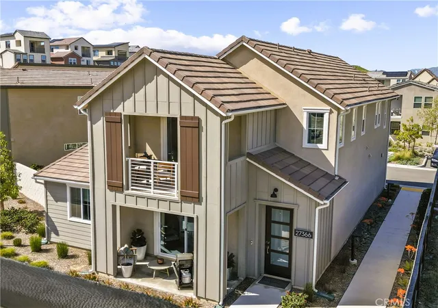 4th image of 27366 Snow Creek Pl, Stevenson Ranch, CA 91381 | MLS# SR26046836