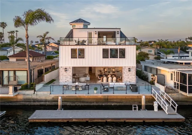Photo 1 of Mansion for sale at 17007 Edgewater Ln, Huntington Beach, CA 92649 | MLS# OC26052274 | Listing updated on 2026-09-21