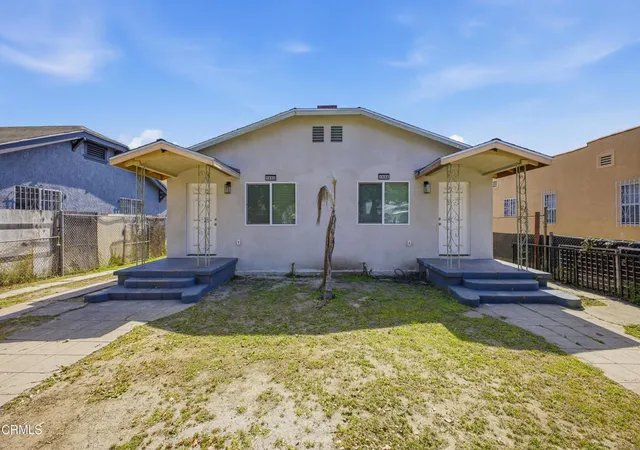 2nd image of 1042 W 62nd St, Los Angeles, CA 90044 | MLS# P1-26222