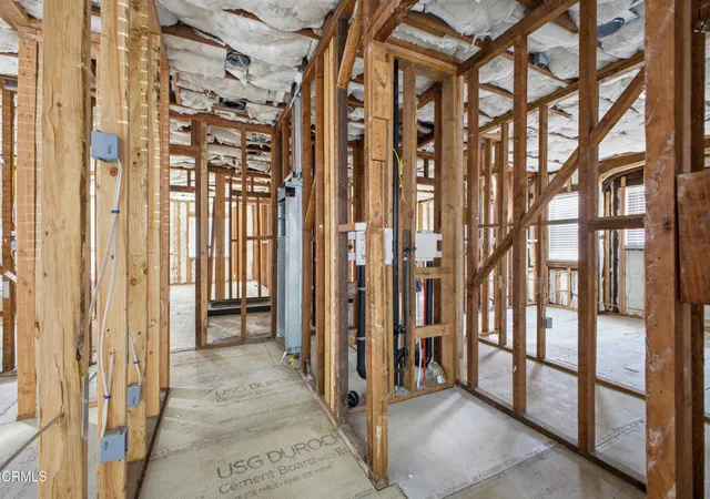 5th image of 1042 W 62Nd St, Los Angeles, CA 90044 | MLS# P1-26222