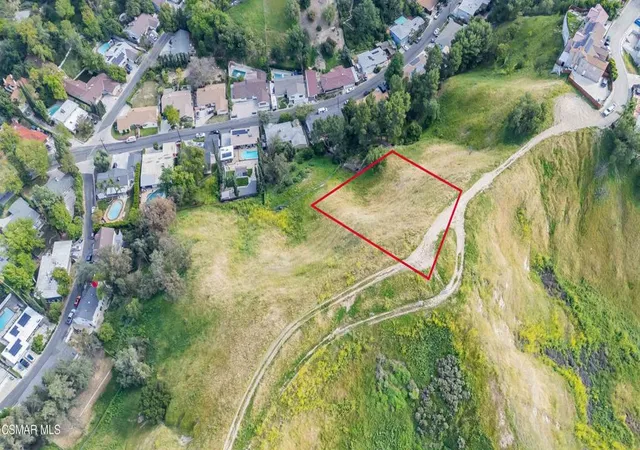Photo 3 of Land for sale at San Sebastian Dr, Woodland Hills, CA 91364 | MLS# 226001130 | Listing updated on 2026-03-13