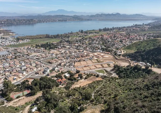 2nd image of 2930 Lakeview, Lake Elsinore, CA 92530 | MLS# SW26054105