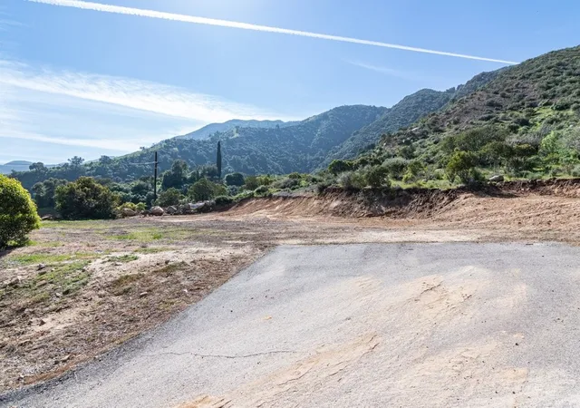 5th image of 2930 Lakeview, Lake Elsinore, CA 92530 | MLS# SW26054105