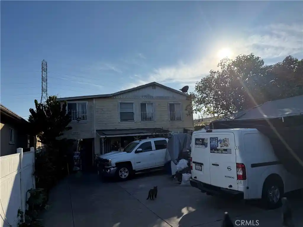 Photo 1 of Sale Pending at 350 East 97th, Los Angeles, CA 90003 | MLS# SB26053945 | Listing updated on 2026-10-09