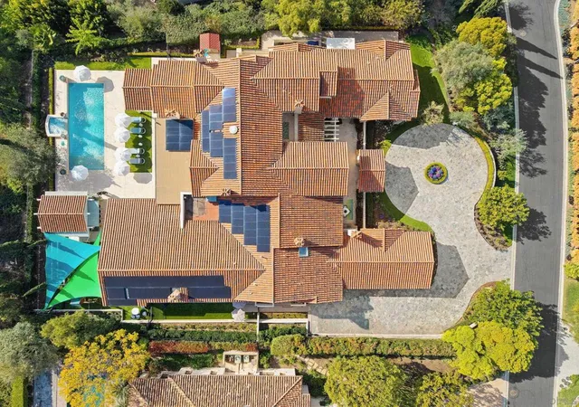Homes for sale in Rancho Santa Fe, CA | 6709 Calle Ponte Bella, Rancho Santa Fe, CA 92091 | MLS# 260005757SD