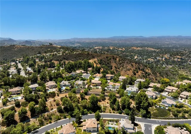 Homes for sale in Topanga, CA | 3302 Van Allen Pl, Topanga, CA 90290 | MLS# PW26052676