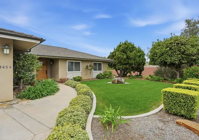 Photo 4 of Single family home for sale at 1454 La Plz Dr, San Marcos, CA 92078 | MLS# NDP2602352 | Listing updated on 2026-06-09