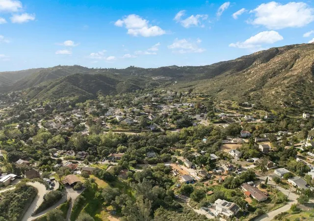 2nd image of Silverbrook Dr, El Cajon, CA 92019 | MLS# 260005791SD