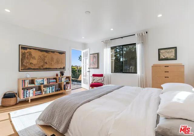 5th image of 3850 Udell Ct, Los Angeles, CA 90027 | MLS# 26662909