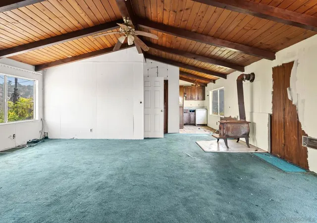Homes for sale in Fallbrook, CA | 6133 Rainbow Heights Rd, Fallbrook, CA 92028 | MLS# 260005804SD