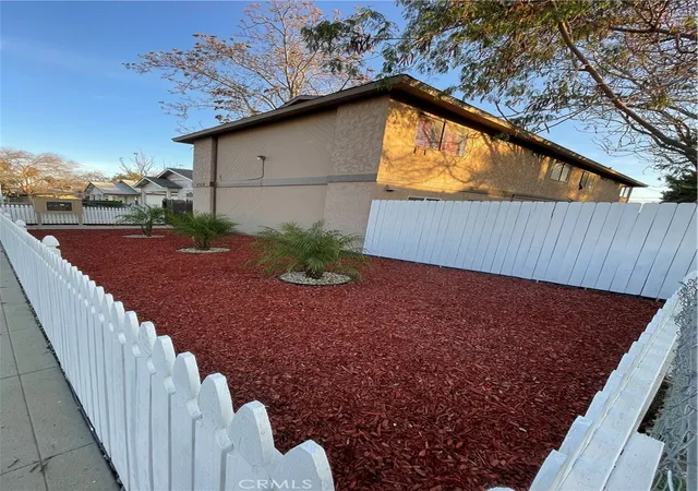Homes for sale in Bakersfield, CA | 223 Monterey, Bakersfield, CA 93305 | MLS# DW26054635