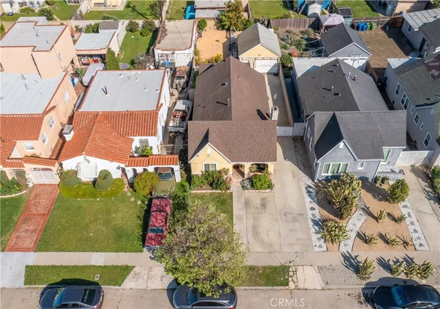 35th image of 8766 Dalton Ave, Los Angeles, CA 90047 | MLS# SR26054560