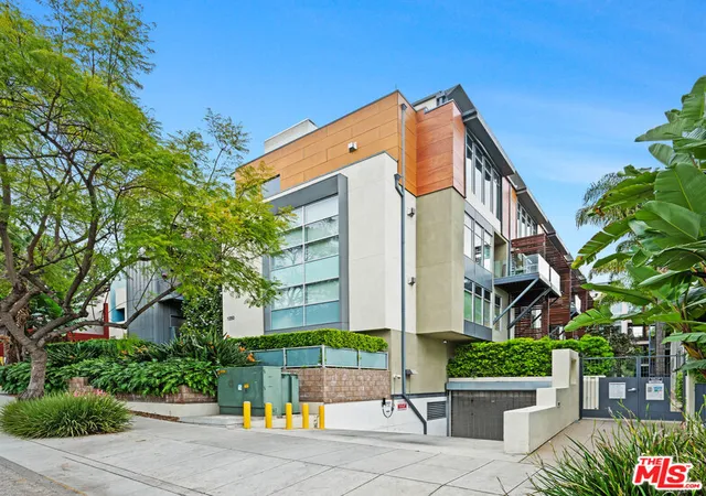 Homes for sale in West Hollywood, CA | 1250 N Harper Ave #414, West Hollywood, CA 90046 | MLS# 26658447