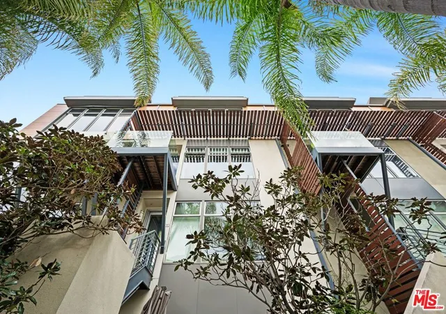 Homes for sale in West Hollywood, CA | 1250 N Harper Ave #414, West Hollywood, CA 90046 | MLS# 26658447
