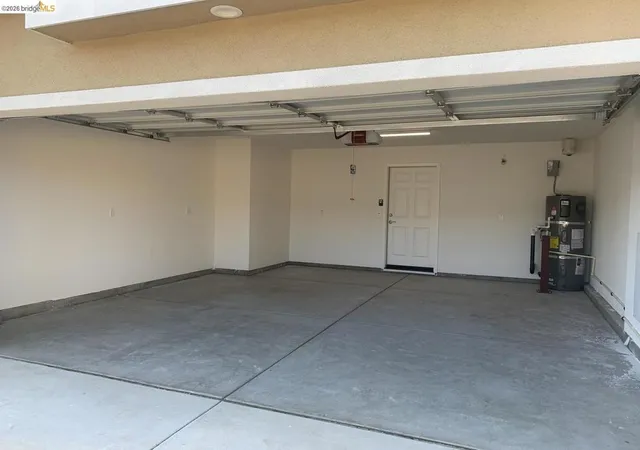 Photo 2 of Single family home for sale at 5725 Misty Wind Ct, Carmichael, CA 95608 | MLS# 41126927 | Listing updated on 2026-09-03