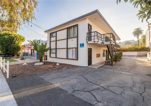 Photo 4 of Sale Pending at 2401 S Denison Ave, San Pedro, CA 90731 | MLS# SB26054681 | Listing updated on 2026-07-15