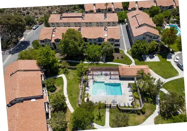 26th image of 28031 Sarabande Ln #128, Canyon Country, CA 91387 | MLS# SR26054687
