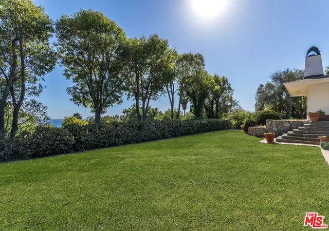 Photo 3 of Single family home for sale at 27349 Pacific Coast Hwy, Malibu, CA 90265 | MLS# 26663703 | Listing updated on 2026-05-07