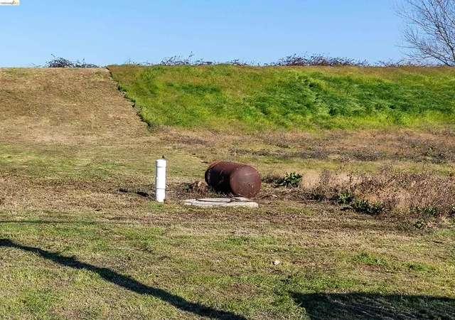 Photo 4 of Land for sale at 6831 Riverview Rd, Bethel Island, CA 94511 | MLS# 41126955 | Listing updated on 2026-03-19