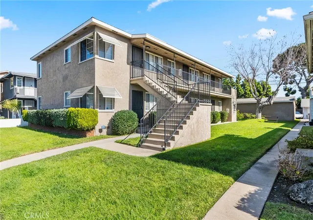Homes for sale in Long Beach, CA | 4336 N Lakewood, Long Beach, CA 90808 | MLS# PW26054894