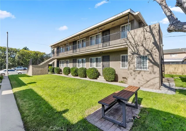 Homes for sale in Long Beach, CA | 4336 N Lakewood, Long Beach, CA 90808 | MLS# PW26054894