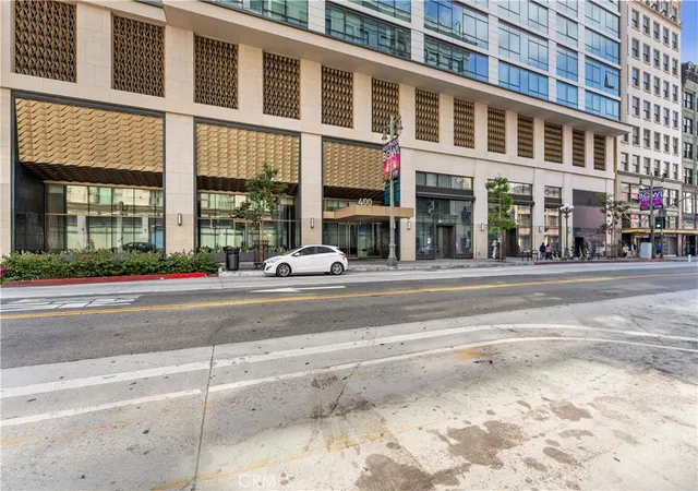 21st image of 400 S Broadway #1314, Los Angeles, CA 90013 | MLS# AR26045924
