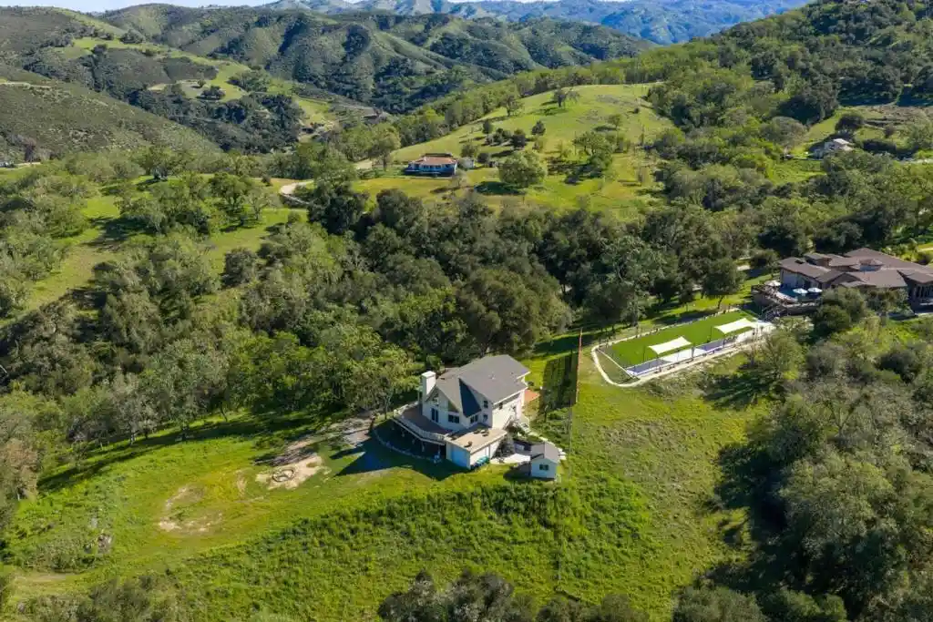 Photo 1 of Single family home for sale at 20510 Cachagua Rd, Carmel Valley, CA 93924 | MLS# ML82038438 | Listing updated on 2026-10-22