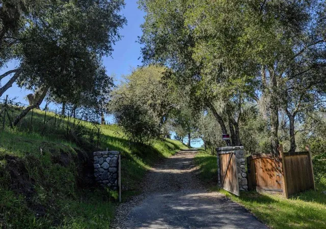 Homes for sale in Carmel Valley, CA | 20510 Cachagua Rd, Carmel Valley, CA 93924 | MLS# ML82038438