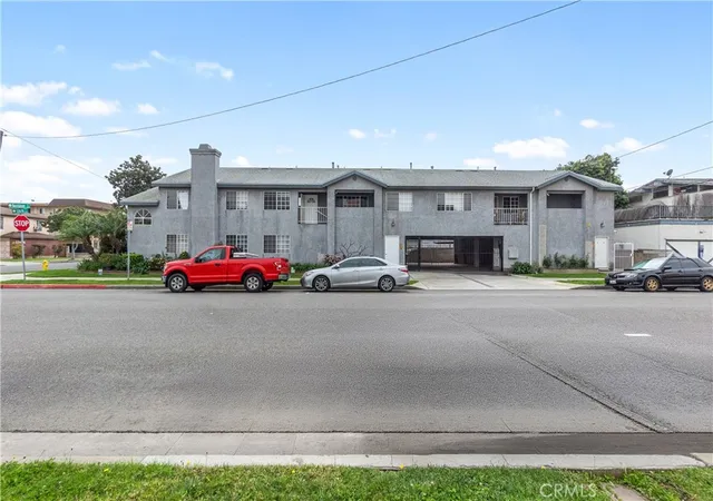 Photo 4 of House for sale at 3702 West 126th, Hawthorne, CA 90250 | MLS# PV26054107 | Listing updated on 2026-09-17