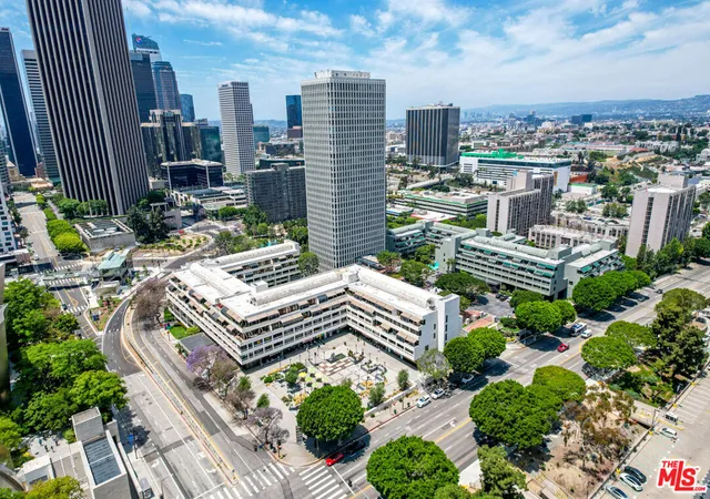 1st image of 121 S Hope St #431, Los Angeles, CA 90012 | MLS# 26664069