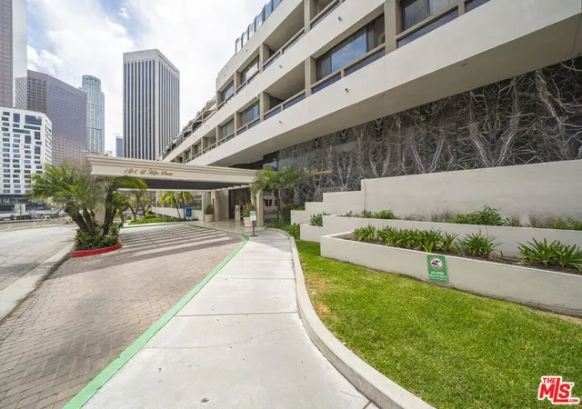 3rd image of 121 S Hope St #431, Los Angeles, CA 90012 | MLS# 26664069