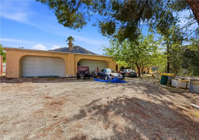 Photo 4 of Single family home for sale at 8235 Soledad Cyn Rd, Acton, CA 93510 | MLS# SR26055127 | Listing updated on 2026-06-23