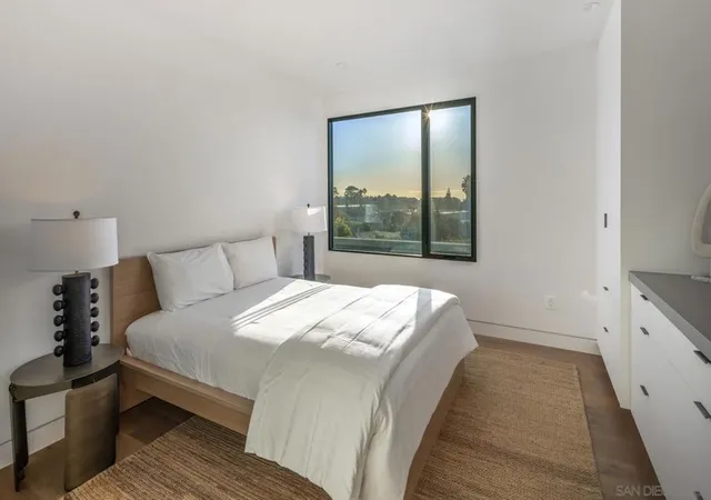 47th image of 521 S Rios Ave, Solana Beach, CA 92075 | MLS# 260005915SD