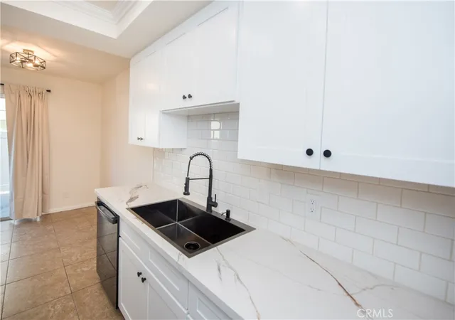 5th image of 811 Pillar Point Wy, Oceanside, CA 92058 | MLS# IG26032277