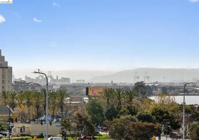5th image of 5855 Horton St, Emeryville, CA 94608