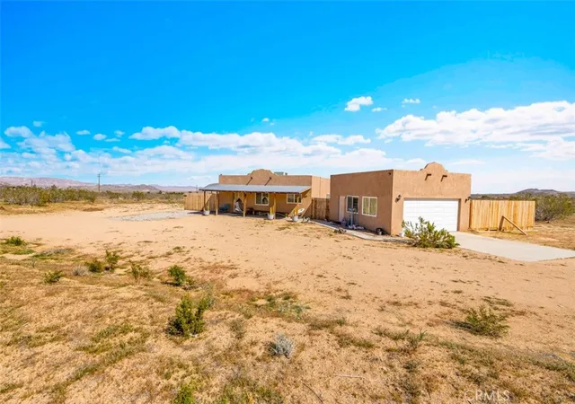 Homes for sale in Landers, CA | 1335 Fortuna Ave, Landers, CA 92285 | MLS# JT26055560