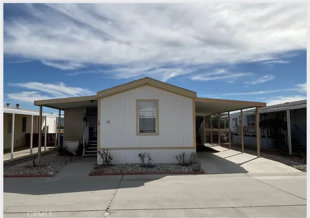 Photo 2 of Manufactured home for sale at 22020 Nisqually Rd #73, Apple Valley, CA 92308 | MLS# HD26042645 | Listing updated on 2026-09-11
