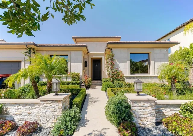 Photo 1 of Single family home for sale at 10949 Cartwright Dr, Chatsworth, CA 91311 | MLS# SR26054960 | Listing updated on 2026-09-27