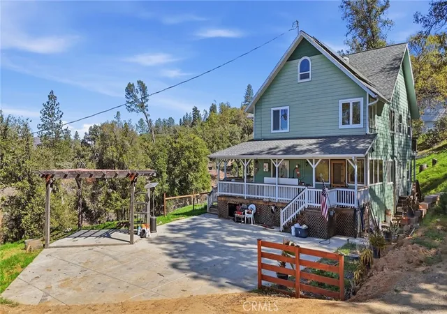 Homes for sale in Mariposa, CA | 5769 Clouds Rest, Mariposa, CA 95338 | MLS# MC26055650