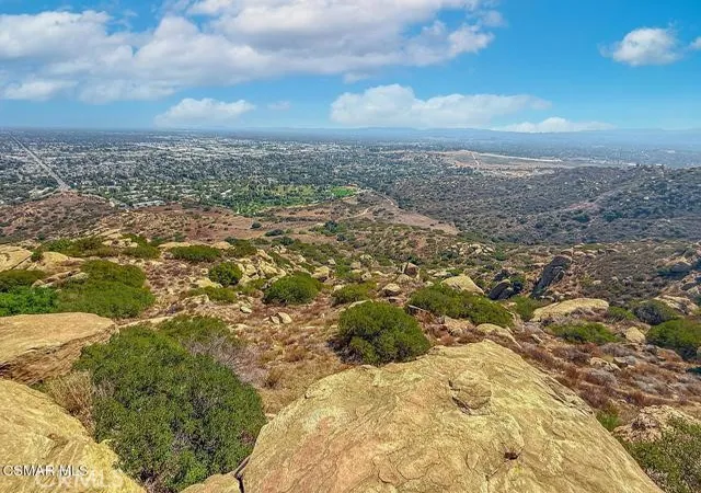 61st image of 10200 Lilac, Chatsworth, CA 93063 | MLS# SR26055668