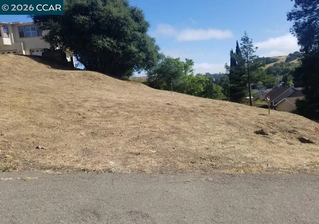 Photo 1 of Land for sale at 2525 Brandt St, Pinole, CA 94564 | MLS# 41127139 | Listing updated on 2026-06-01