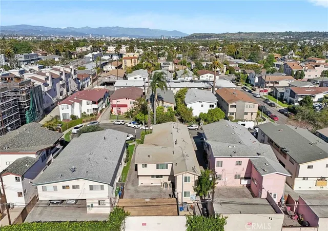 61st image of 12066 Lamanda St, Los Angeles, CA 90066 | MLS# SB26049359