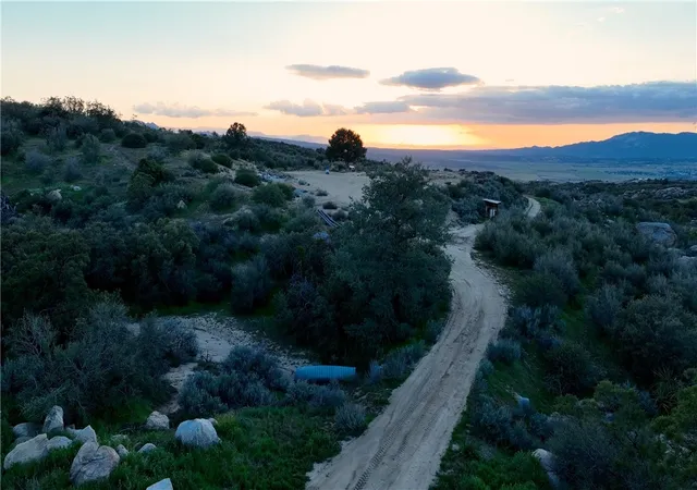 17th image of 40521 Tweedie Trl, Anza, CA 92539 | MLS# SW26043155