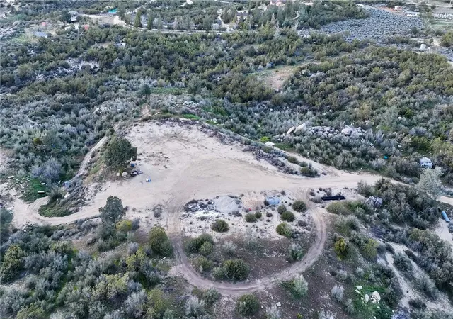 2nd image of 40521 Tweedie Trl, Anza, CA 92539 | MLS# SW26043155