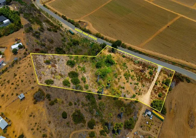 5th image of 456 Grove View Rd, Oceanside, CA 92058 | MLS# PTP2601962