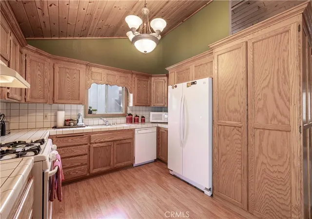 5th image of 260 Turlock Dr, Big Bear City, CA 92314 | MLS# IG26043405