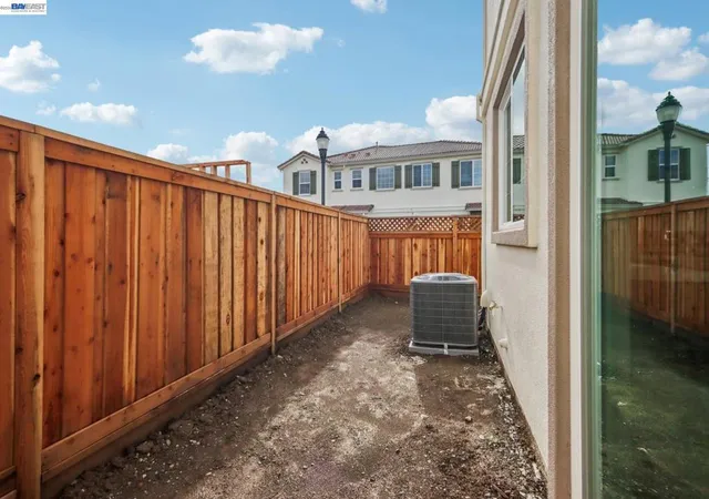 Homes for sale in Pittsburg, CA | 254 Mindy Way, Pittsburg, CA 94565 | MLS# 41127188